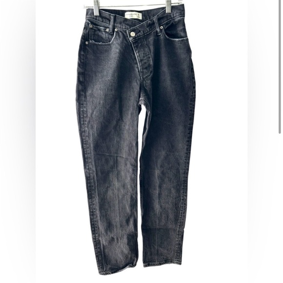 Abercrombie & Fitch The Dad Jean Black Stone Wash size 2 - Picture 2 of 10